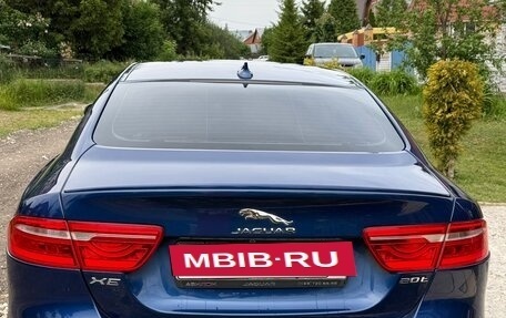 Jaguar XE I рестайлинг, 2016 год, 1 990 000 рублей, 3 фотография