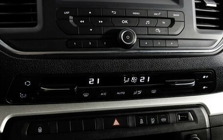 Peugeot Traveller I, 2018 год, 2 599 900 рублей, 20 фотография