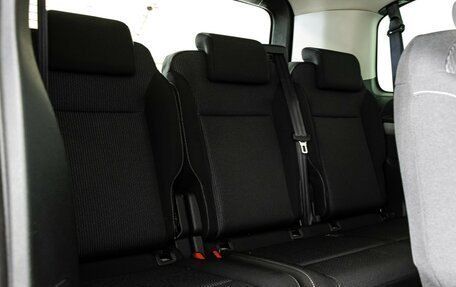 Peugeot Traveller I, 2018 год, 2 599 900 рублей, 16 фотография