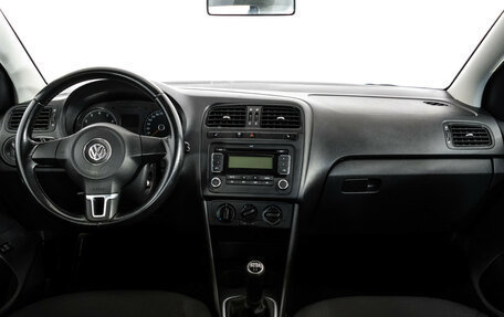 Volkswagen Polo VI (EU Market), 2012 год, 749 000 рублей, 10 фотография