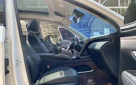 Hyundai Tucson, 2022 год, 2 050 000 рублей, 6 фотография