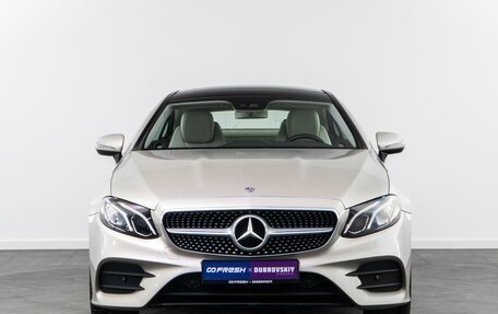 Mercedes-Benz E-Класс, 2019 год, 3 200 000 рублей, 3 фотография