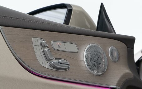 Mercedes-Benz E-Класс, 2019 год, 3 200 000 рублей, 21 фотография