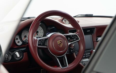 Porsche 911, 2016 год, 9 899 000 рублей, 30 фотография