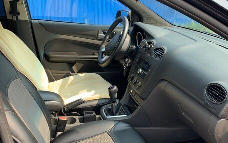Ford Focus II рестайлинг, 2006 год, 320 000 рублей, 6 фотография