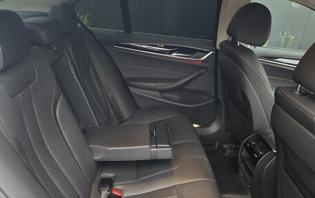 BMW 5 серия, 2021 год, 3 640 000 рублей, 8 фотография