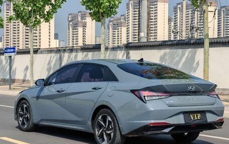 Hyundai Elantra, 2022 год, 1 550 000 рублей, 2 фотография