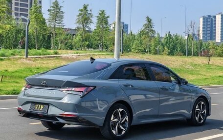 Hyundai Elantra, 2022 год, 1 550 000 рублей, 8 фотография