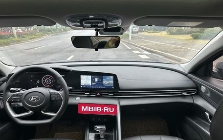 Hyundai Elantra, 2022 год, 1 590 000 рублей, 4 фотография