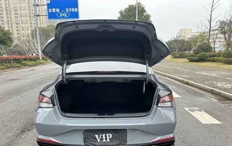 Hyundai Elantra, 2022 год, 1 590 000 рублей, 14 фотография