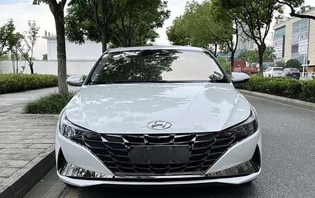 Hyundai Elantra, 2022 год, 1 540 000 рублей, 3 фотография
