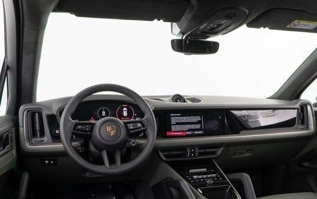 Porsche Cayenne III, 2024 год, 16 690 000 рублей, 6 фотография