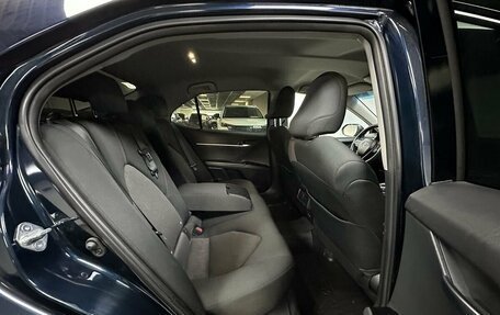 Toyota Camry, 2018 год, 2 150 000 рублей, 11 фотография
