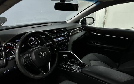 Toyota Camry, 2018 год, 2 150 000 рублей, 21 фотография