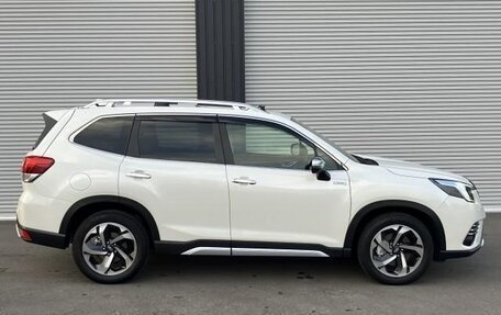 Subaru Forester, 2021 год, 2 050 000 рублей, 7 фотография