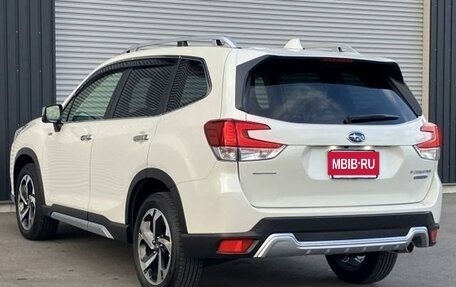 Subaru Forester, 2021 год, 2 050 000 рублей, 5 фотография