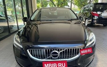Volvo V40 II рестайлинг, 2015 год, 864 000 рублей, 6 фотография