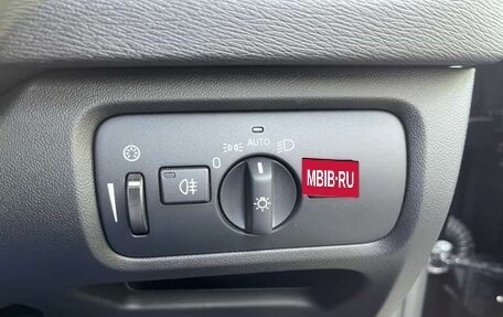 Volvo V40 II рестайлинг, 2015 год, 864 000 рублей, 15 фотография