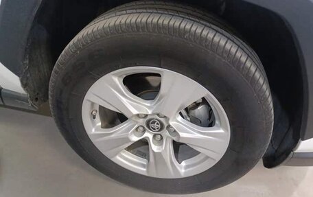 Toyota RAV4, 2022 год, 2 002 010 рублей, 16 фотография