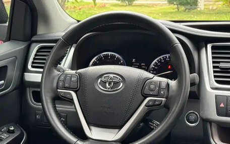 Toyota Highlander III, 2021 год, 2 744 027 рублей, 11 фотография