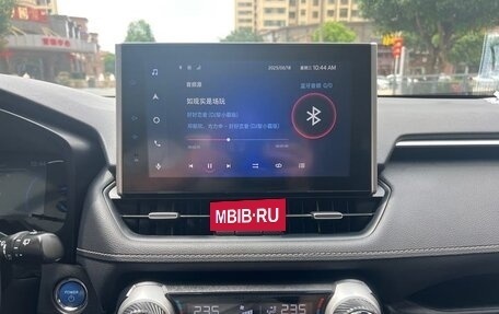 Toyota RAV4, 2021 год, 2 709 010 рублей, 8 фотография