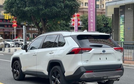 Toyota RAV4, 2021 год, 2 709 010 рублей, 12 фотография