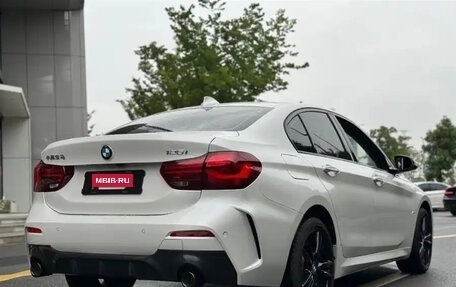 BMW 1 серия, 2021 год, 1 700 000 рублей, 4 фотография