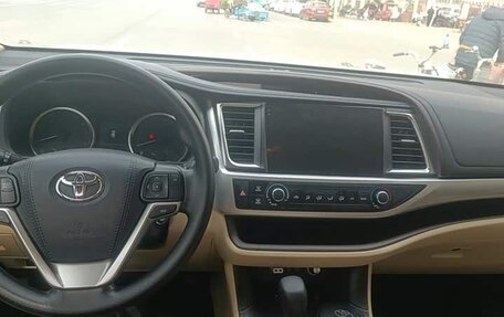 Toyota Highlander III, 2021 год, 2 685 030 рублей, 6 фотография