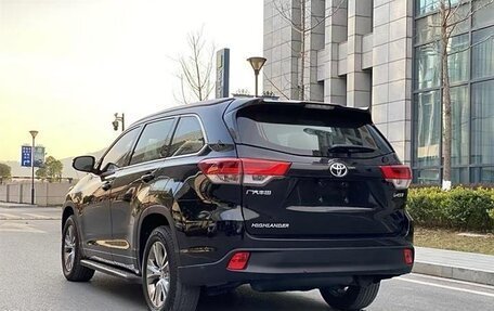 Toyota Highlander, 2021 год, 2 658 030 рублей, 6 фотография