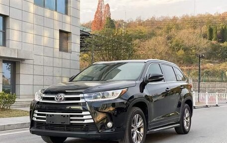 Toyota Highlander, 2021 год, 2 658 030 рублей, 10 фотография