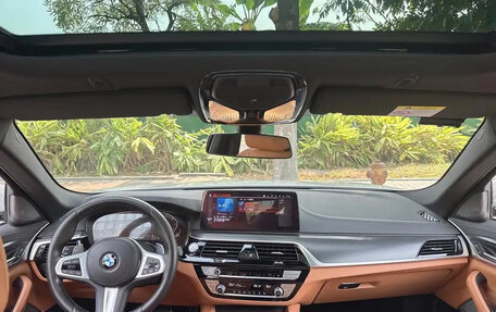 BMW 5 серия, 2022 год, 3 775 000 рублей, 9 фотография