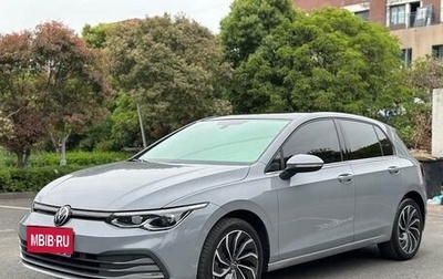Volkswagen Golf VIII, 2022 год, 1 800 000 рублей, 1 фотография