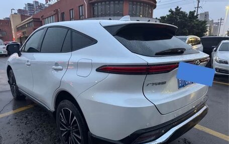 Toyota Harrier, 2022 год, 3 685 030 рублей, 8 фотография