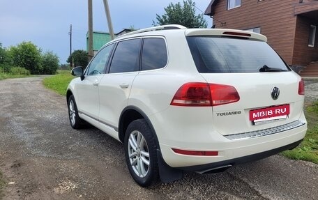 Volkswagen Touareg III, 2011 год, 2 195 000 рублей, 9 фотография