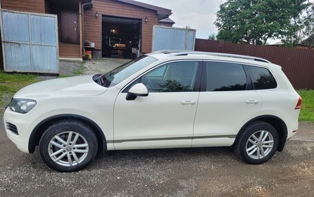 Volkswagen Touareg III, 2011 год, 2 195 000 рублей, 11 фотография