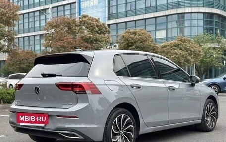 Volkswagen Golf VIII, 2022 год, 1 800 000 рублей, 8 фотография