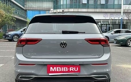 Volkswagen Golf VIII, 2022 год, 1 800 000 рублей, 7 фотография