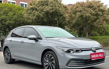 Volkswagen Golf VIII, 2022 год, 1 800 000 рублей, 9 фотография