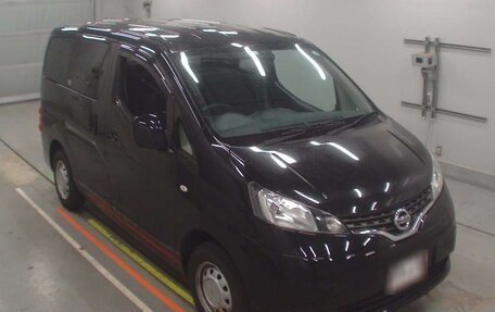 Nissan NV200, 2019 год, 1 200 000 рублей, 2 фотография
