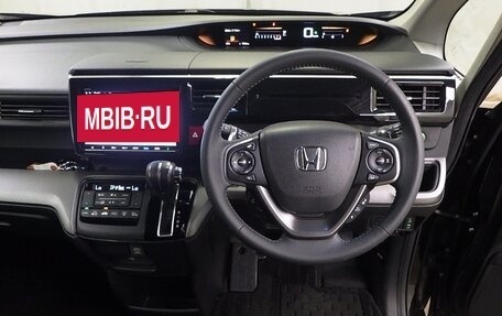 Honda Stepwgn IV, 2020 год, 1 750 000 рублей, 5 фотография
