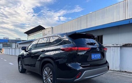 Toyota Highlander, 2022 год, 3 535 010 рублей, 7 фотография