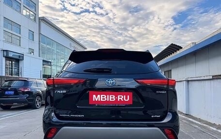Toyota Highlander, 2022 год, 3 535 010 рублей, 6 фотография
