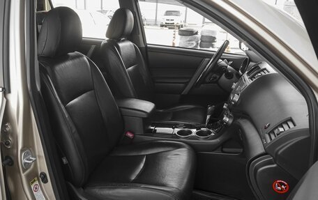 Toyota Highlander III, 2012 год, 2 520 000 рублей, 8 фотография