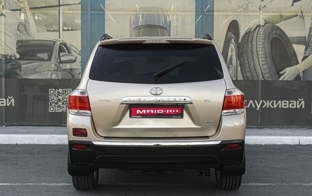 Toyota Highlander III, 2012 год, 2 520 000 рублей, 4 фотография