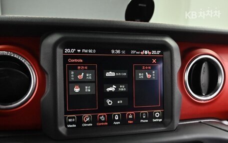 Jeep Wrangler, 2021 год, 3 663 010 рублей, 17 фотография