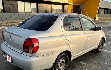 Toyota Platz, 2001 год, 330 000 рублей, 2 фотография