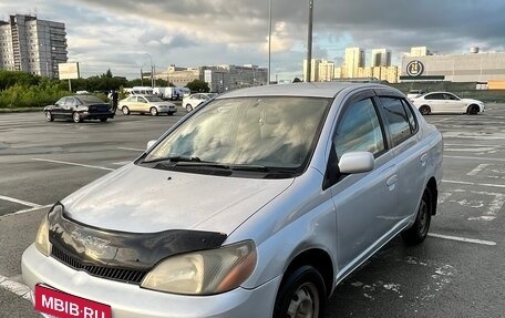 Toyota Platz, 2001 год, 330 000 рублей, 4 фотография