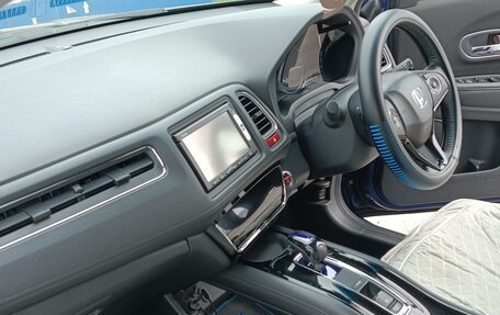 Honda Vezel, 2014 год, 1 750 000 рублей, 13 фотография