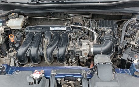 Honda Vezel, 2014 год, 1 750 000 рублей, 16 фотография