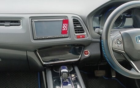 Honda Vezel, 2014 год, 1 750 000 рублей, 15 фотография